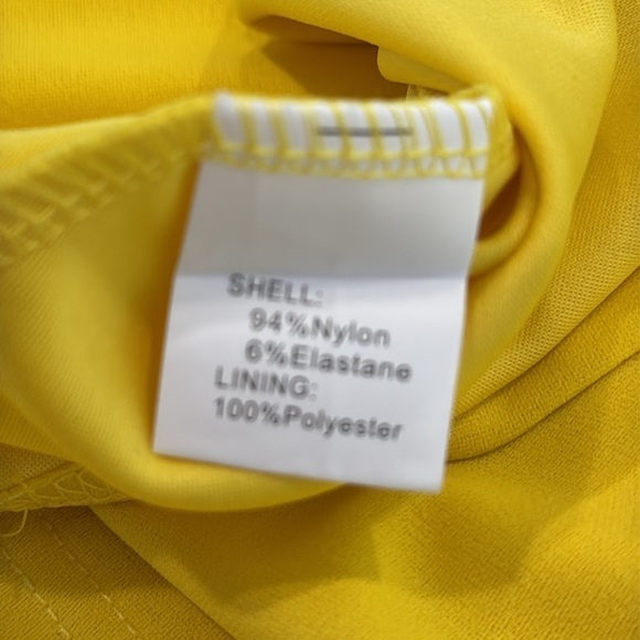 Women's Elegant Bell Sleeve
Cocktail Party Dresses XL - Picture 8 of 8